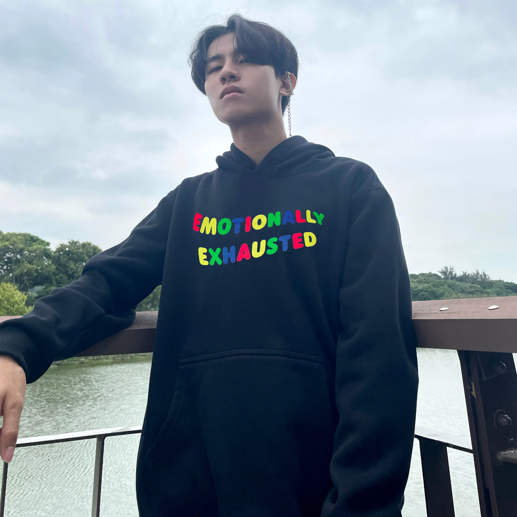 감정적으로 지친 후드티